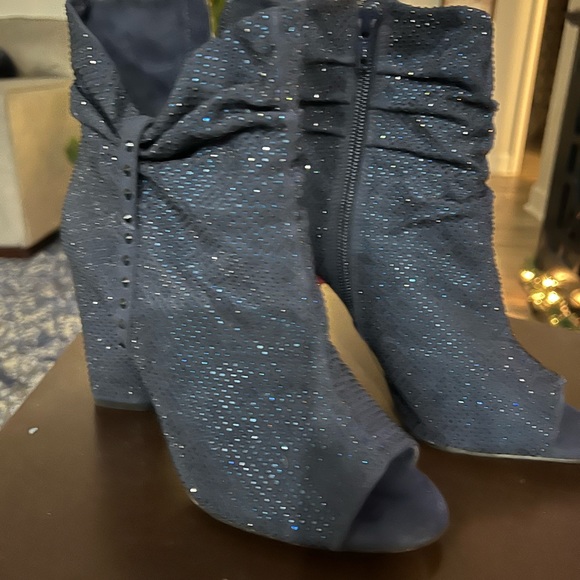 Blue sparkly peep toe Gianni Bini booties | tonssss of compliments - Picture 2 of 2